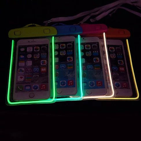 EverGlow WaterProof Pouch For Your Smartphone And Essentials