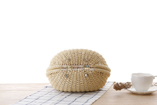 Rattan handbag circular natural